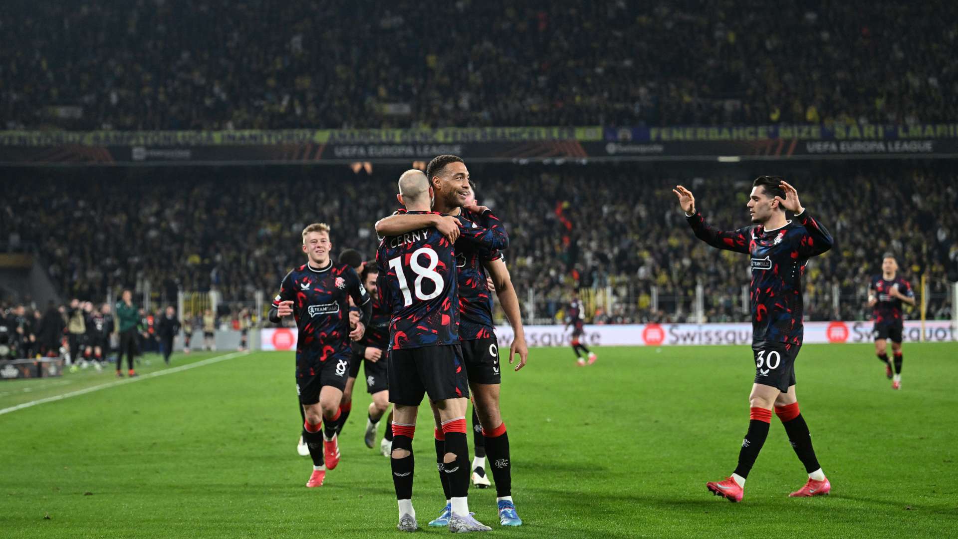 仿佛被置于 仿佛被置于